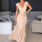 Damen Elegantes Maxikleid mit raffiniertem Wickeldesign und Blumenapplikation R&B