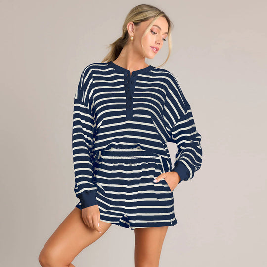 Damen Lässiges Set aus gestreiftem Oberteil und Shorts im Sport-Look R&B