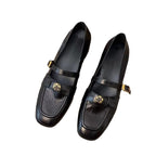 Damen Mokassins mit elegantem Riemen und luxuriösem Metall-Detail