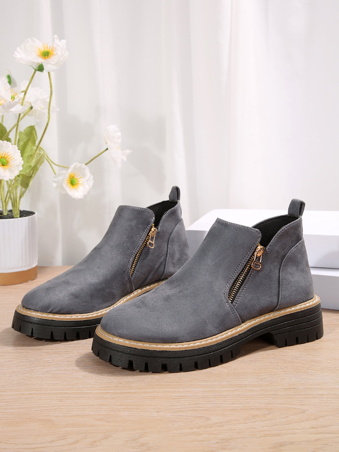 Damen Trendige Chelsea-Boots mit seitlichem Reißverschluss und rutschfester Sohle R&B