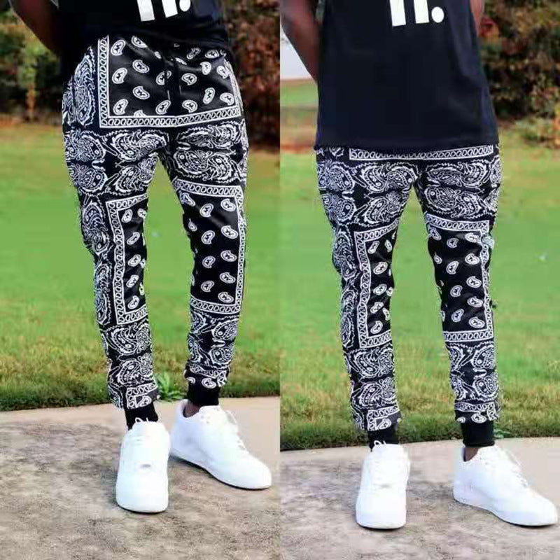 Herren Cargo-Jogginghose im extravaganten Paisley-Muster R&B