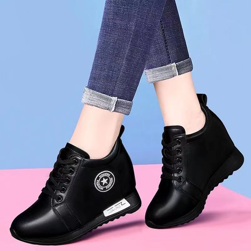 Damen Wedge-Sneaker mit modischem Design von R&B
