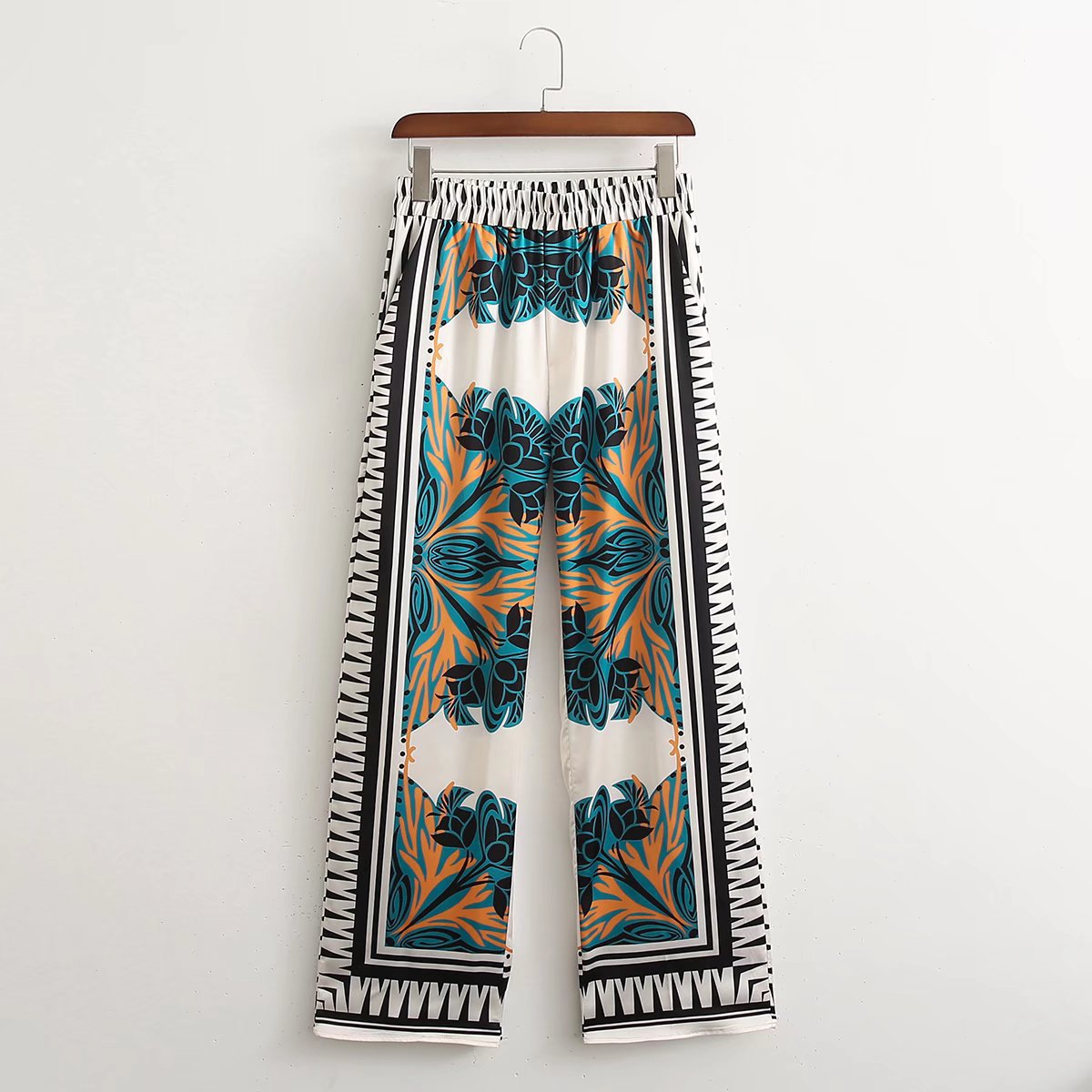 Damen weite Palazzo-Hose mit auffälligem grafischen Muster R&B