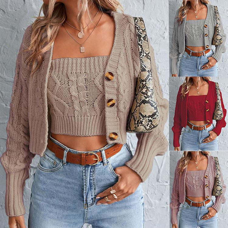 Damen Strickjacke mit Knopfdetail und modischem Zopfmuster R&B
