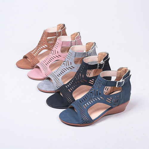 Damen Keil-Sandalen mit modischem Lochdesign und verstellbarem Riemen R&B
