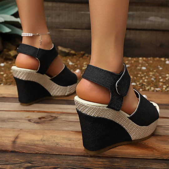 Damen Wedge-Sandalen mit breiten Riemen und luftigem Design R&B