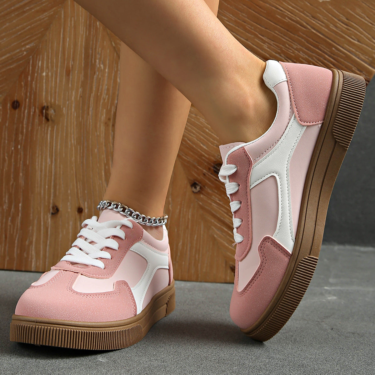 Damen Sportliche Sneaker mit flexiblem Sohlenprofil und atmungsaktivem Obermaterial R&B