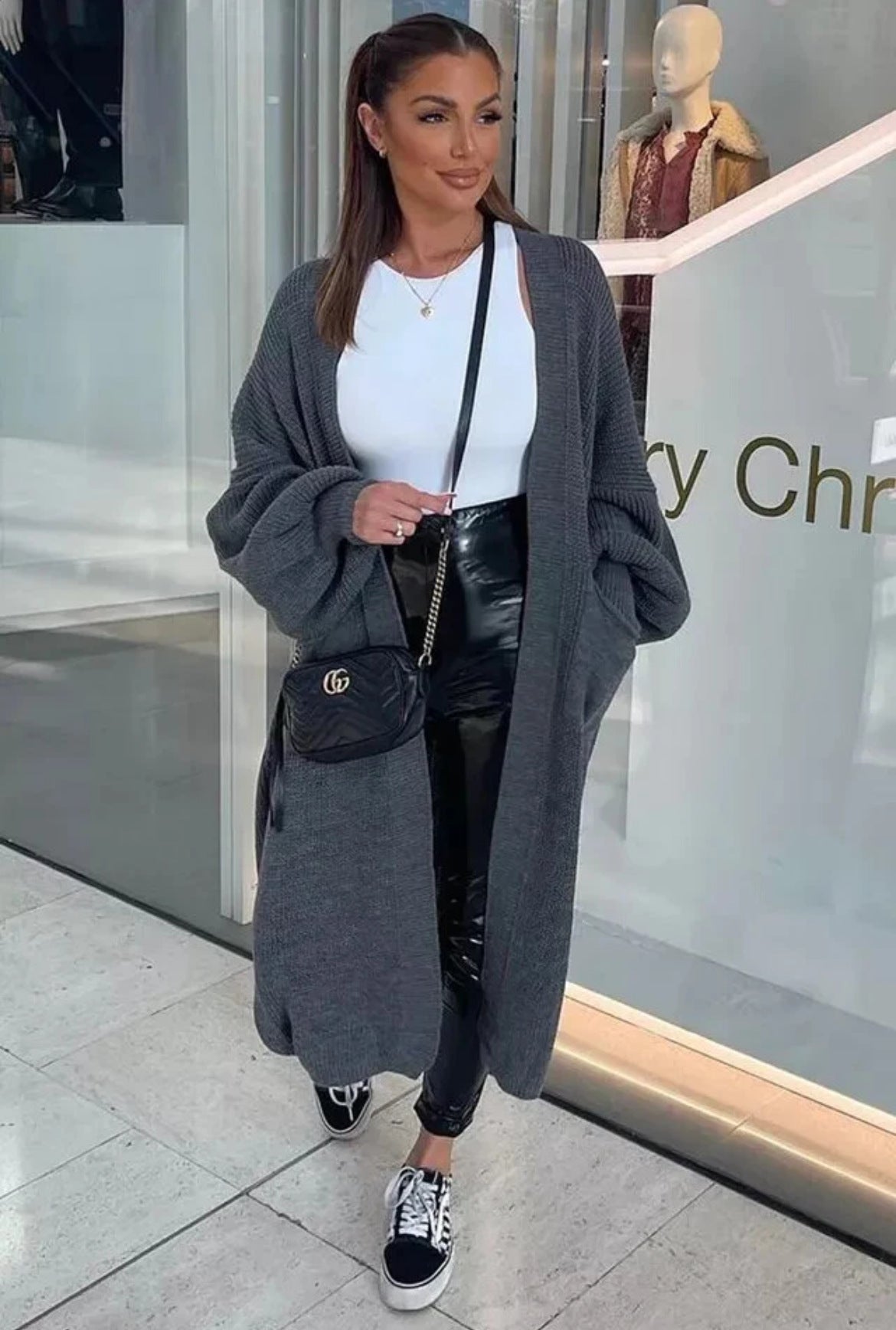 Damen lässiger Strickmantel mit tiefen Taschen und offenem Design