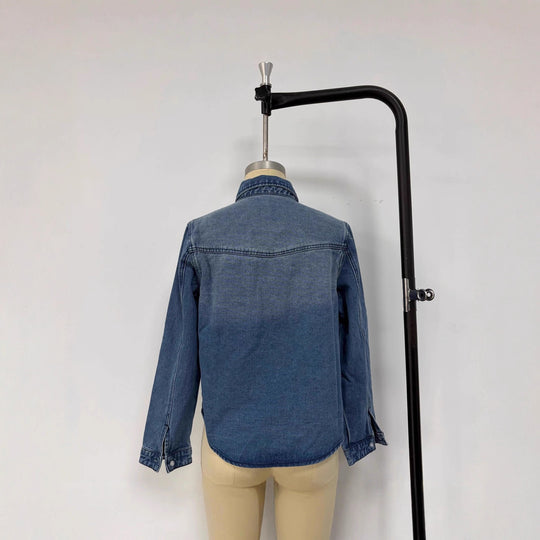 Damen lässige Denim-Bluse mit aufgesetzten Taschen und leicht tailliertem Schnitt R&B