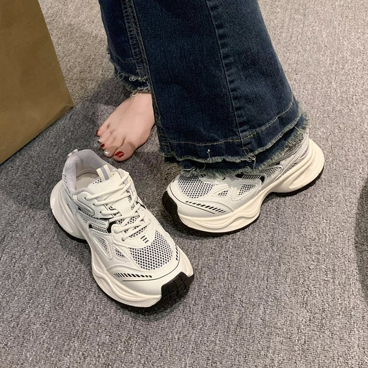 Damen sportliche Sneakers mit atmungsaktiver Mesh-Oberfläche und robustem Sohlenprofil R&B