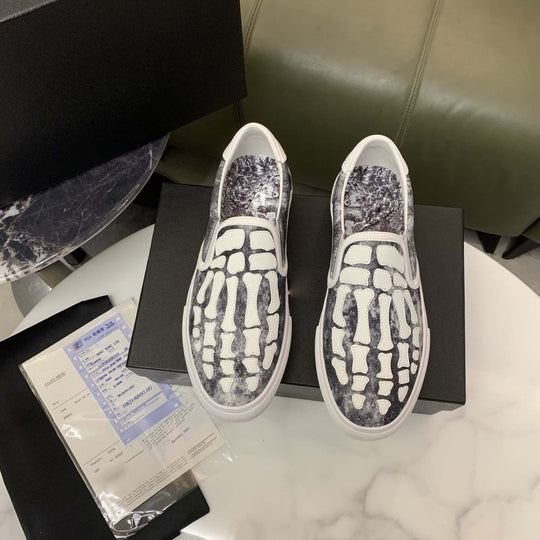 Damen Slip-On Sneakers mit innovativem Oberflächenmuster und rutschfester Sohle R&B
