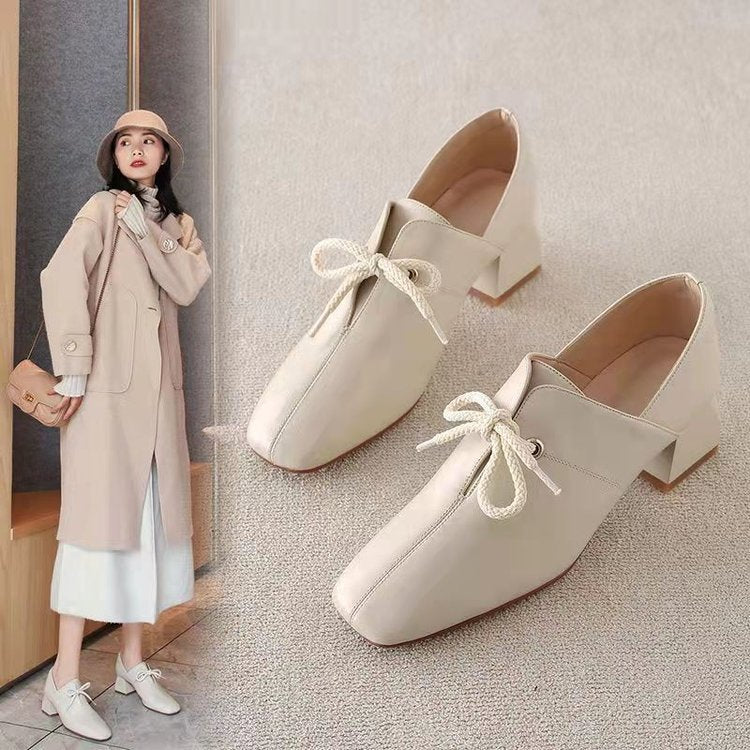 Damen elegante Schnürschuhe mit eckiger Zehenpartie und modischem Absatz R&B