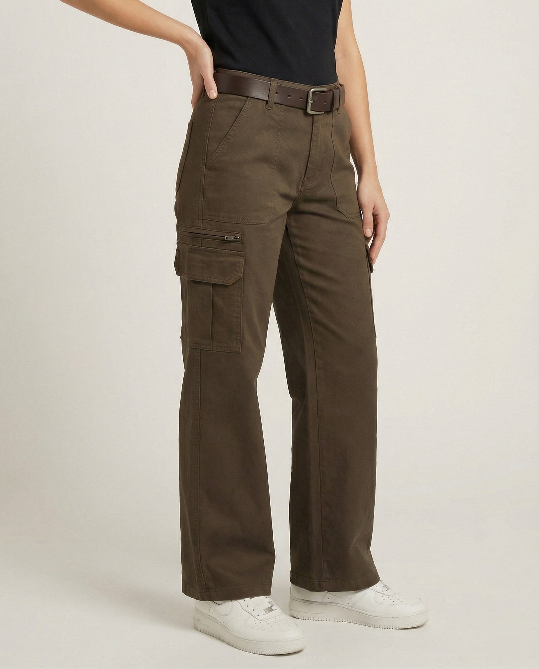 Damen hochgeschnittene Cargohose mit weitem Bein, mehrlagigen Kniepaneelen und verstellbaren Beinlaschen R&B