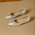 Damen spitze Ballerinas mit elegantem Schmuckdetail