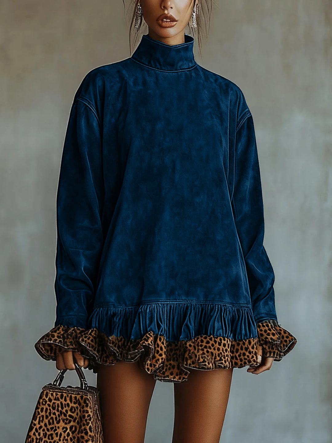 Damen Oversized Sweatkleid mit Leopardenrüsche R&B