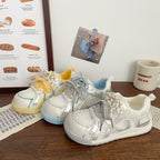 Damen Sportliche Sneakers mit atmungsaktivem Obermaterial und innovativen Schnürdetails R&B
