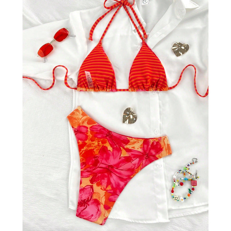 Damen Triangel-Bikini mit gewagtem Blütenmuster und verstellbaren Trägern