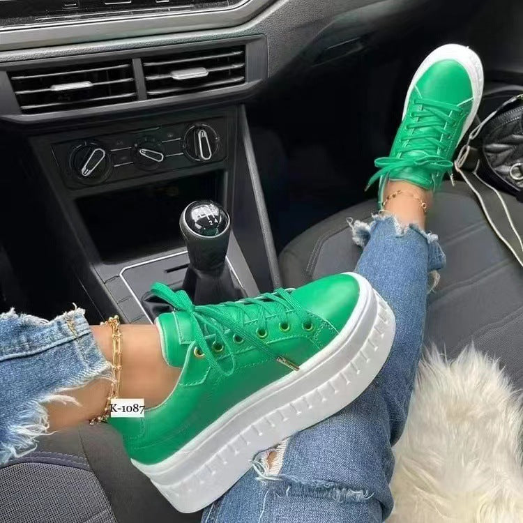Damen modische Plateausneaker mit detailreicher Schnürung und komfortabler Sohle R&B