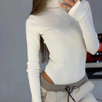 Damen Langärmliges Oberteil mit hohem Kragen und modernen Cut-Outs R&B