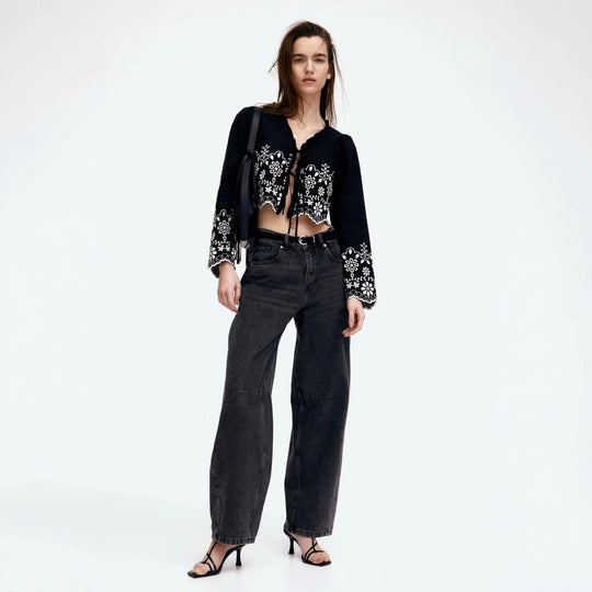 Damen elegante Bluse mit floralen Stickereien und Rüschen R&B