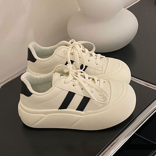 Damen modische Plattform Sneakers mit einzigartigem Schnürsystem R&B