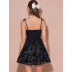 Damen Sommerliches Minikleid mit feinen Spitzenakzenten R&B