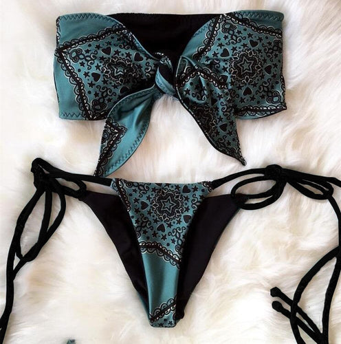 Damen Bandeau-Bikini mit verspieltem Knotendesign R&B