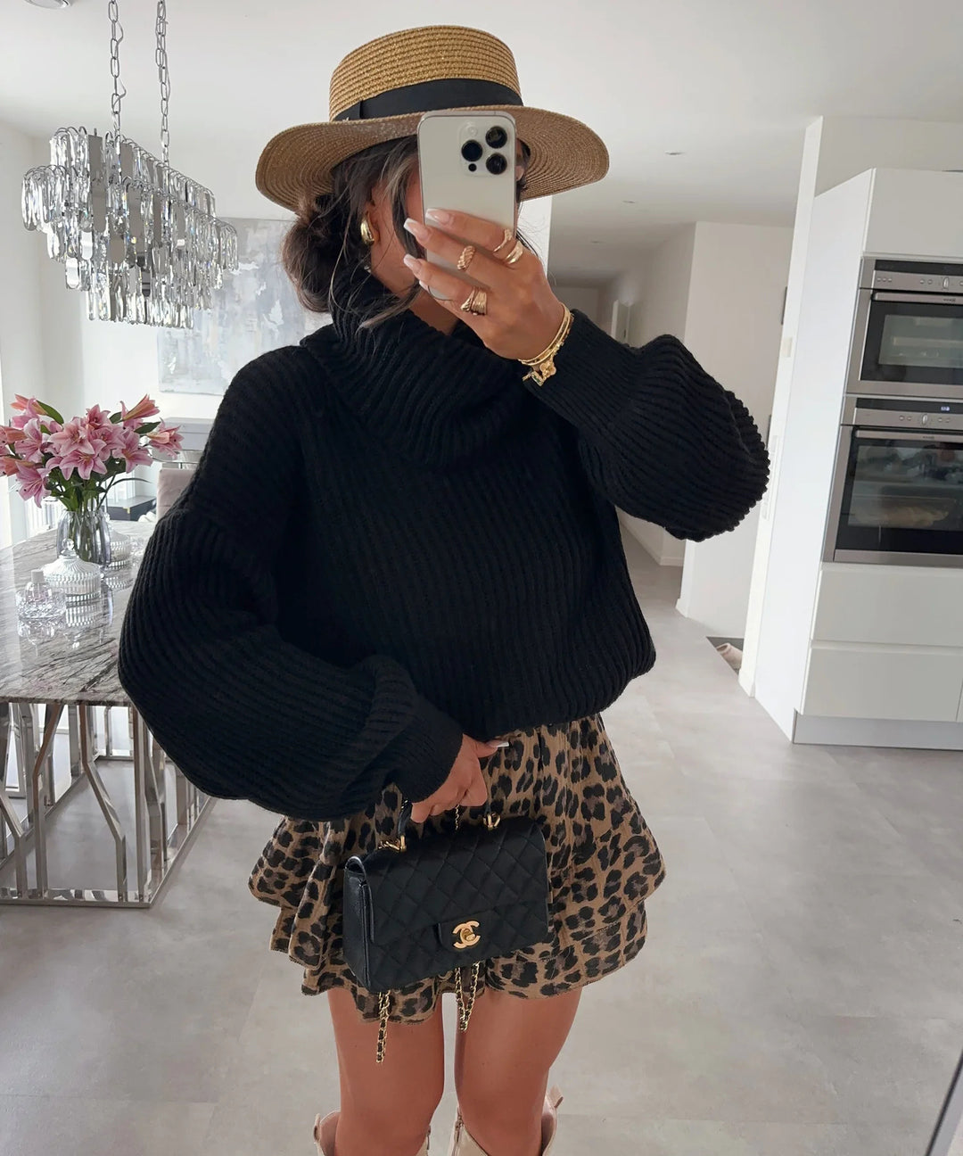 Damen Strickpullover mit hohem Kragen und voluminösen Ärmeln R&B