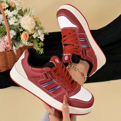 Damen Sportliche Sneakers mit stabiler Laufsohle und modischen Akzenten R&B