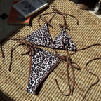 Damen Triangel-Bikini mit raffinierten Binde-Details R&B
