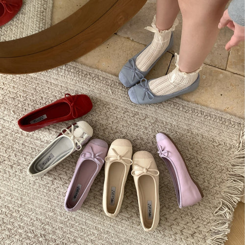 Damen Ballerina mit elegantem Rüschelement und metallischem Akzent R&B