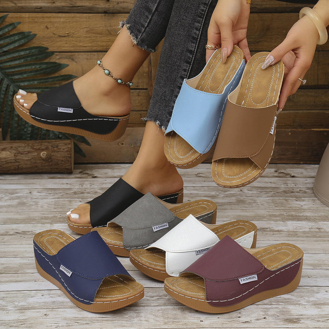 Damen Komfortable Slipper mit modischem Überkreuz-Design R&B
