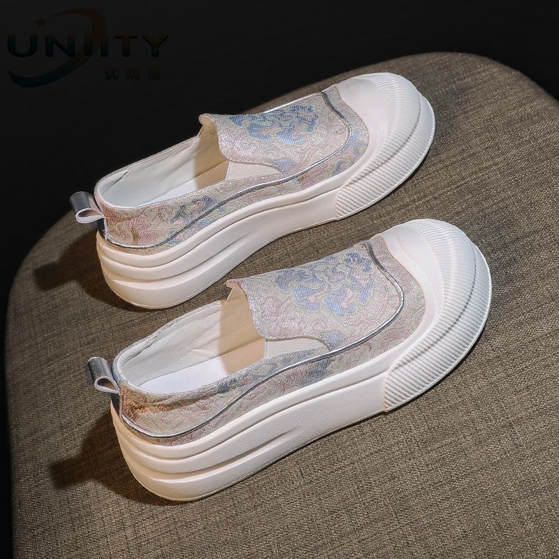 Damen Slip-On Sneakers mit elastischem Obermaterial und dämpfender Sohle