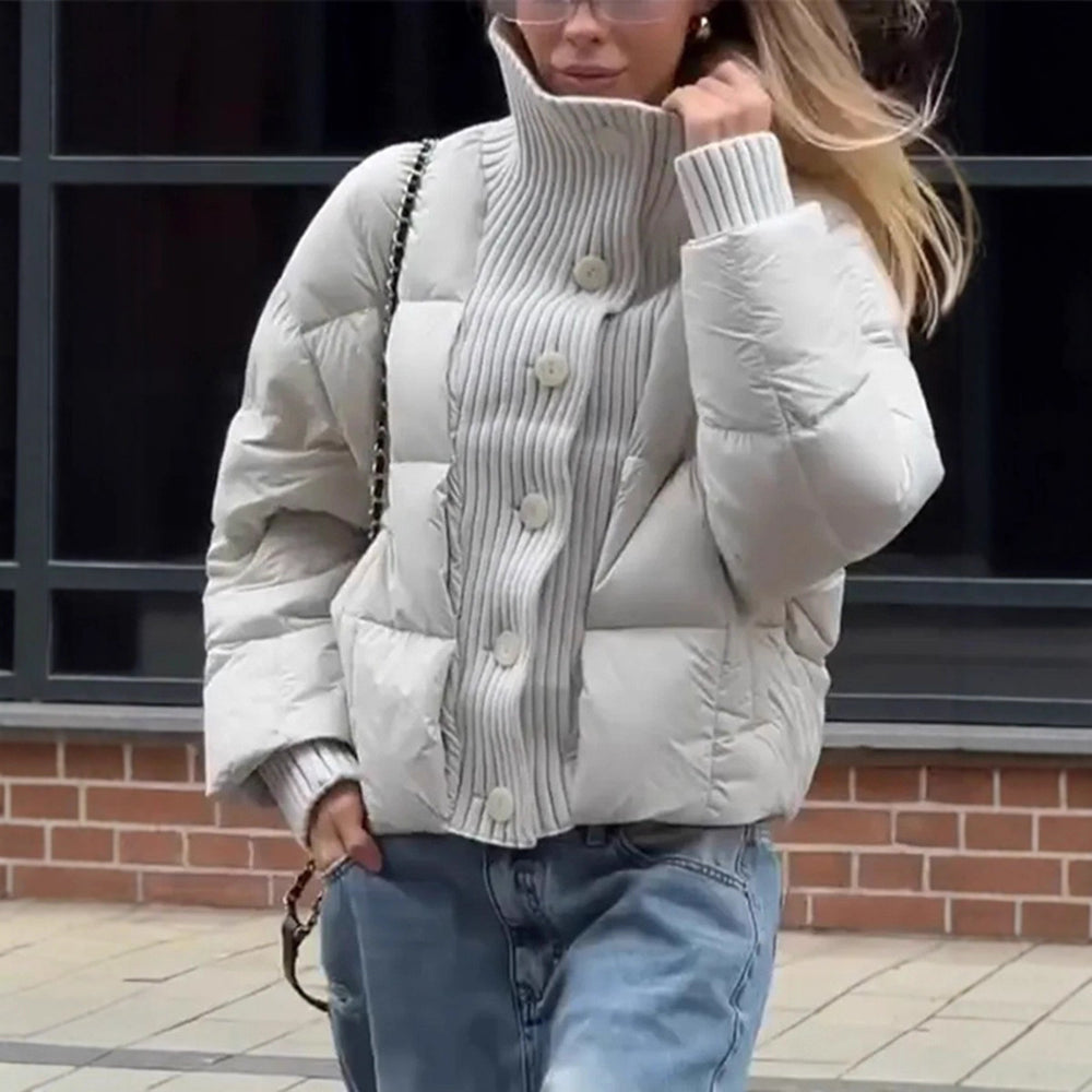 Damen gesteppte Jacke mit voluminösem Kragen und praktischen Knopfdetails R&B