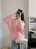 Damen Grob gestrickter Cardigan mit tiefem V-Ausschnitt und großen Knopfdetails