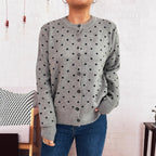 Damen Strickjacke mit modischem Punktemuster und komfortablem Schnitt R&B