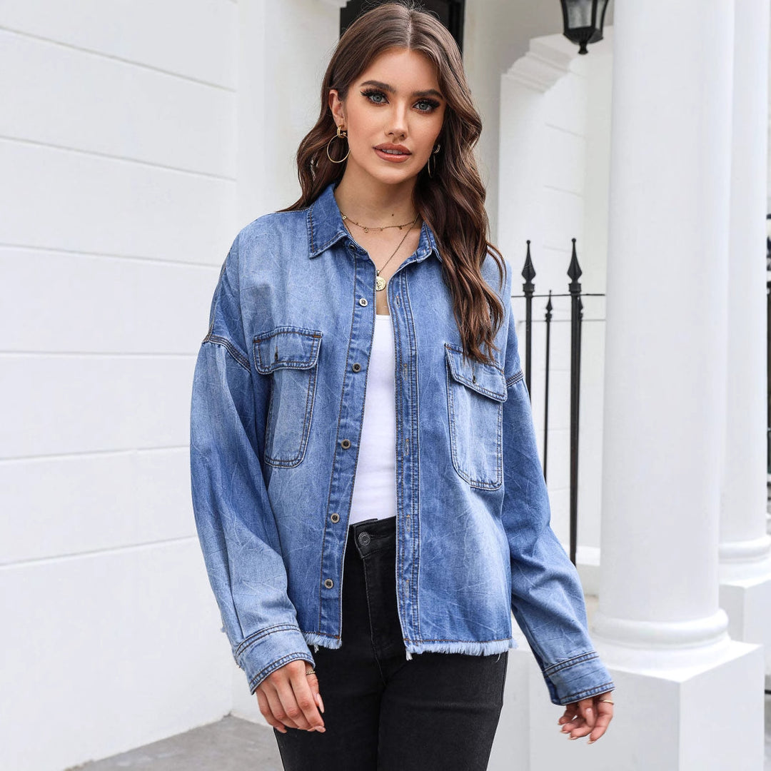 Damen Lässige Denim-Hemdjacke mit fransigen Bündchen und praktischen Taschen R&B