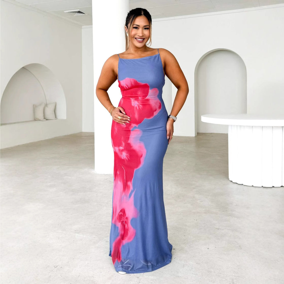 Damen Maxikleid mit schickem floralem Muster und elegantem Schnitt R&B