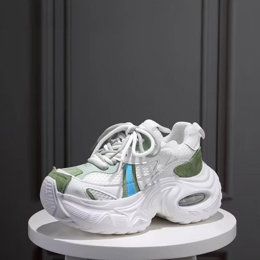 Damen Sportliche Sneakers mit innovativem Dämpfungssystem und atmungsaktiven Mesh-Einsätzen