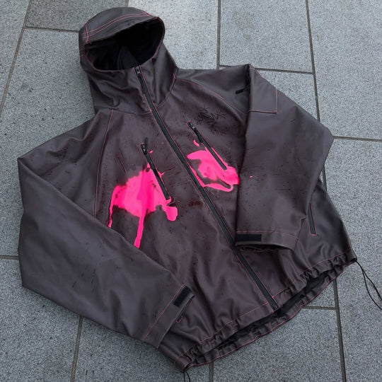 Unisex nan technische Regenjacke mit verschweißten Nähten, schrägen Brust-Reißverschlusstaschen und verstellbarem Kordelzugsaum R&B