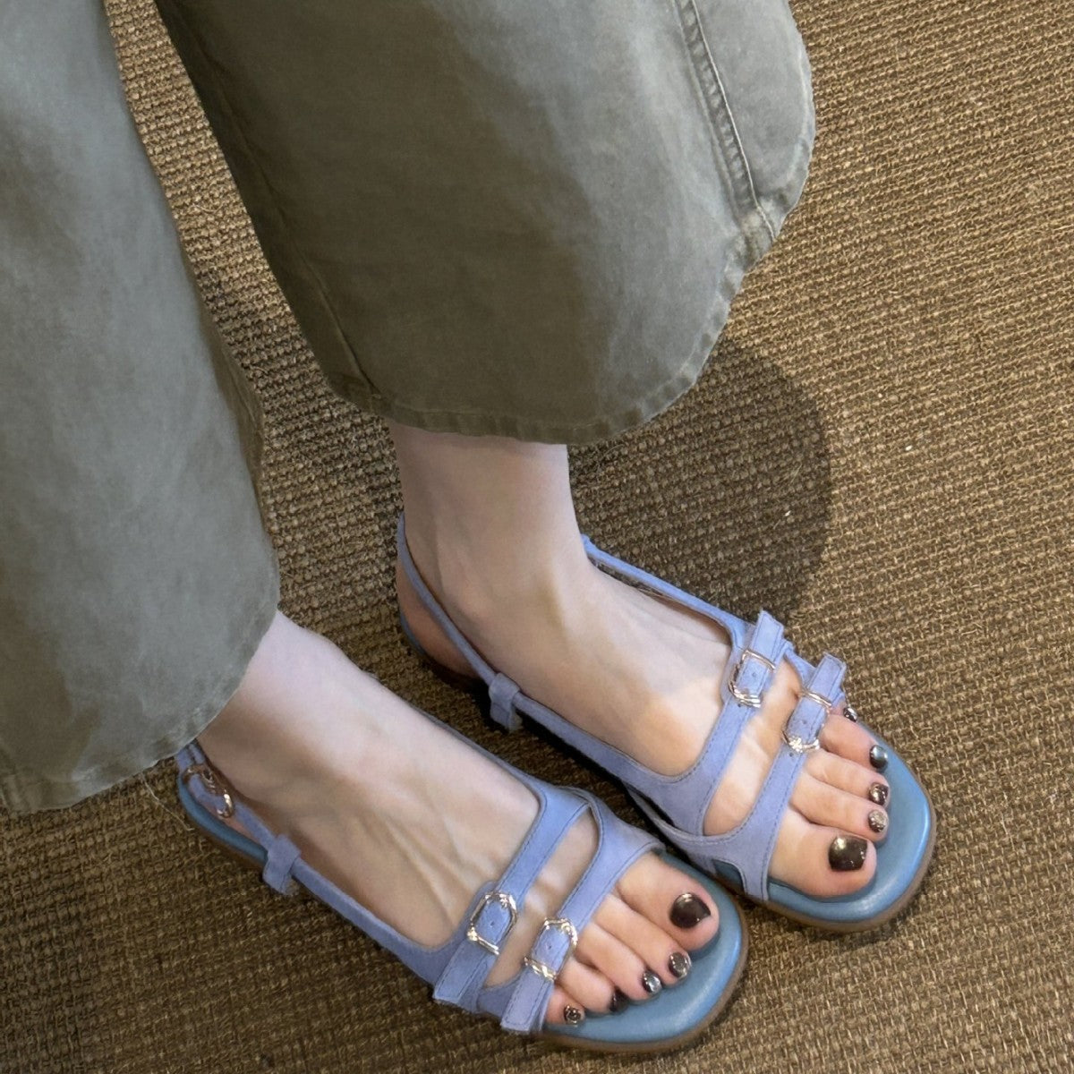 Damen Riemchen-Sandalen mit komfortablem Fußbett und modischem Schnallen-Design R&B