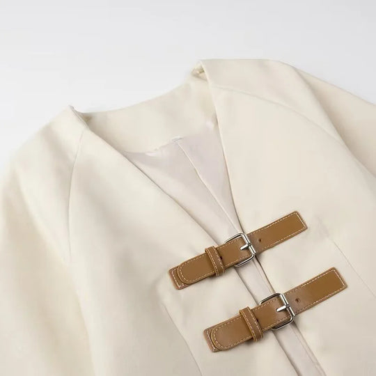 Damen elegante Kurzjacke mit praktischen Schnallenverschlüssen R&B