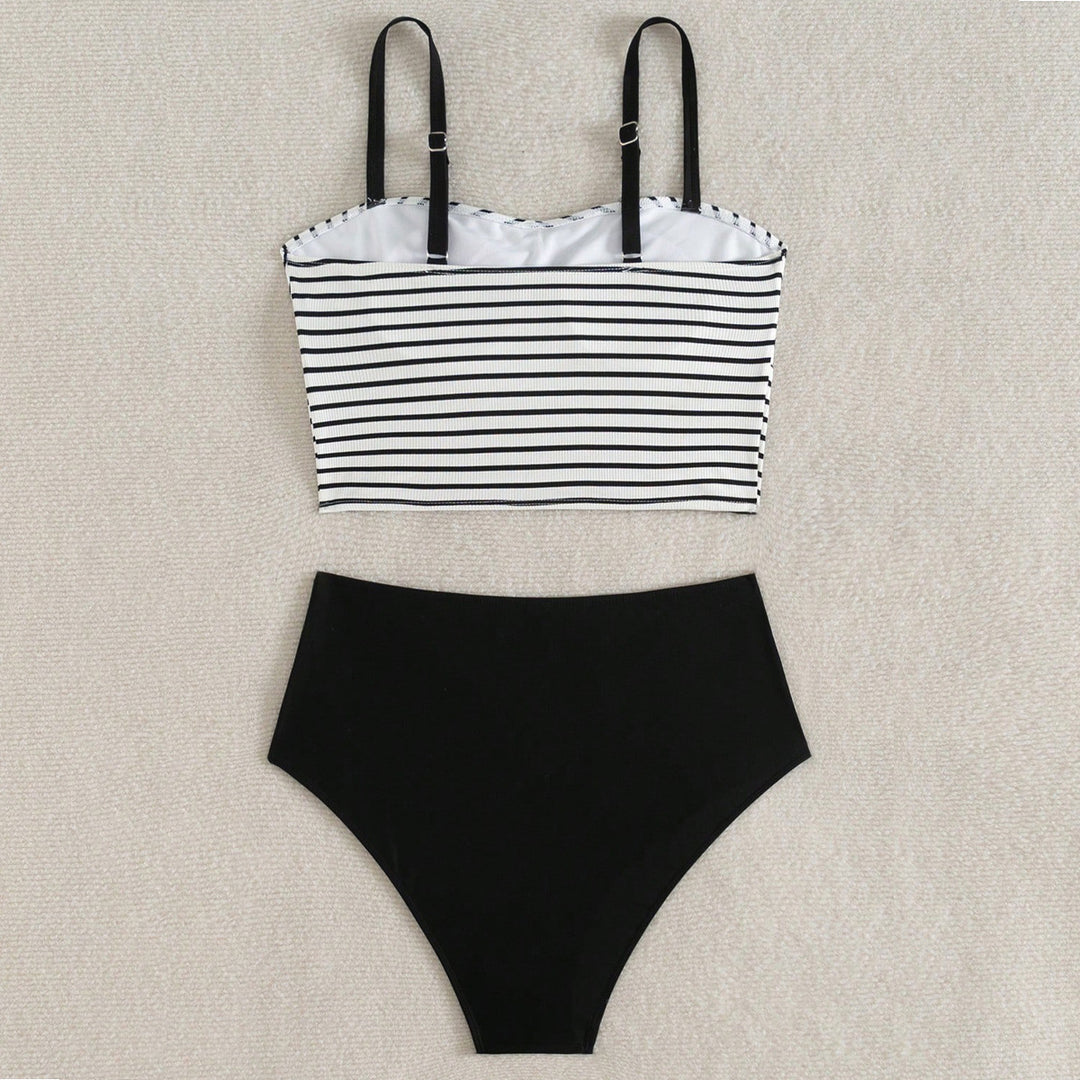 Damen Hochgeschnittener Bikini mit gestreiften Crop-Oberteil R&B
