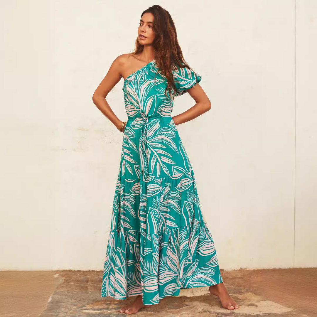Damen Maxikleid mit asymmetrischem Schnitt und lebhaftem Blattmuster R&B