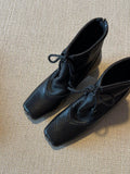 Damen Couture Stiefel mit raffiniertem Schnürdesign und komfortablem Innenfutter