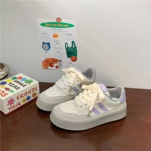 Damen Modische Sneakers mit dämpfendem Plateau und weichem Obermaterial