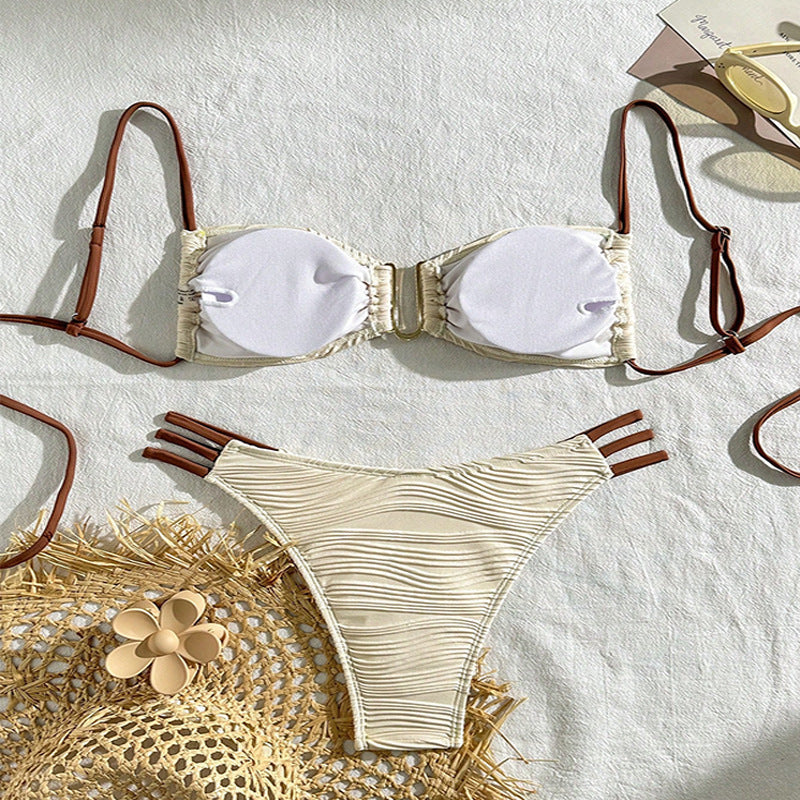 Damen Bandeau-Bikini mit raffiniertem Rüschendesign und verstellbaren Trägern