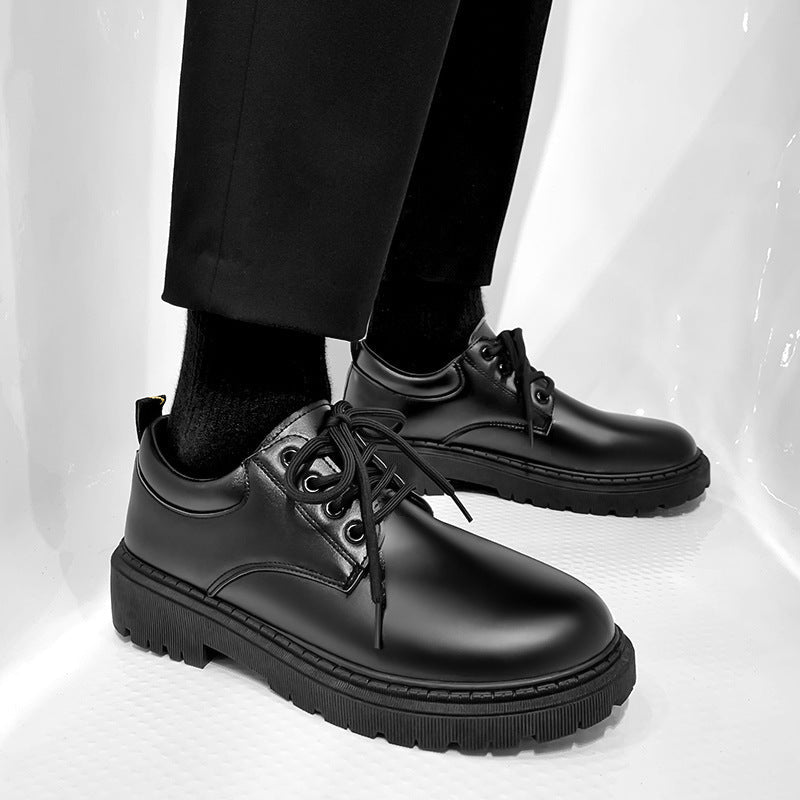 Herren Schnürschuhe mit rutschfester Sohle von