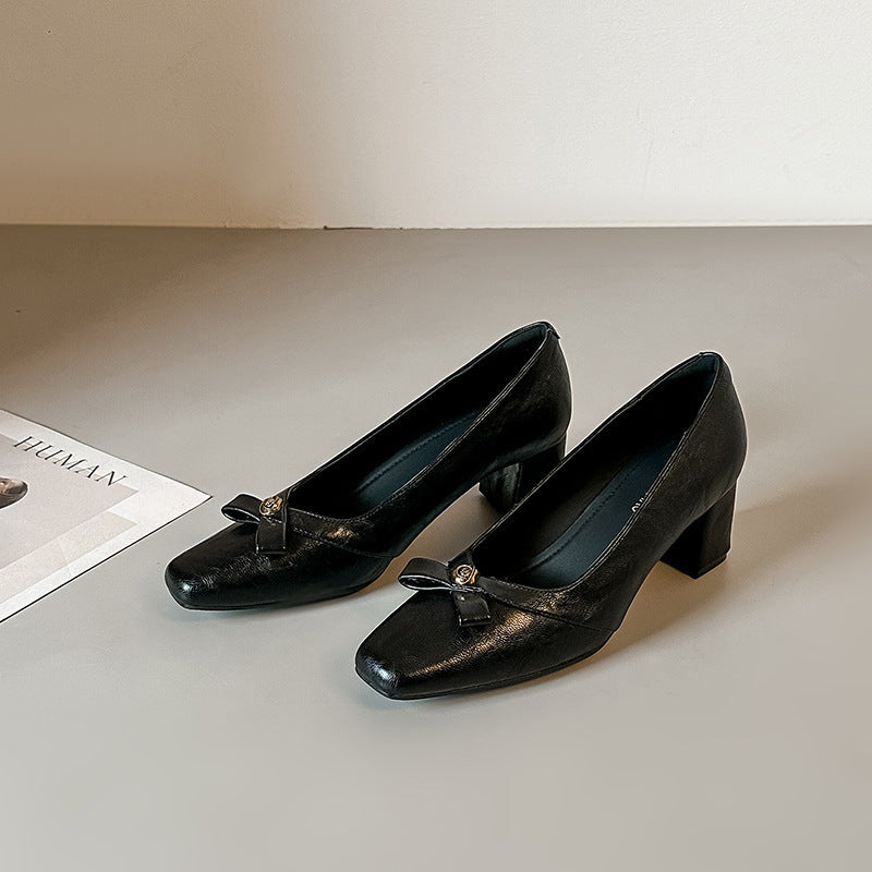 Damen Elegante Pumps mit Dekorativem Schmuckdetail