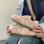 Damen Sportliche Sneakers mit strukturiertem Obermaterial und rutschfester Sohle